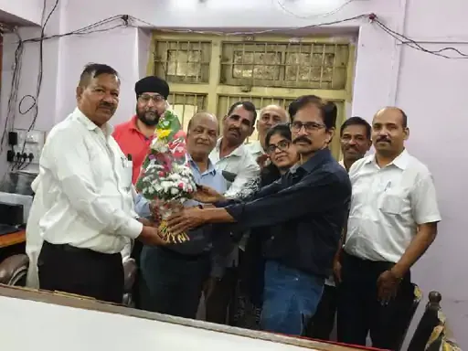 सुबह प्रमोशन...शाम को रिटायर, विभागीय प्रक्रिया पर उठे सवाल, जानें पूरी खबर
