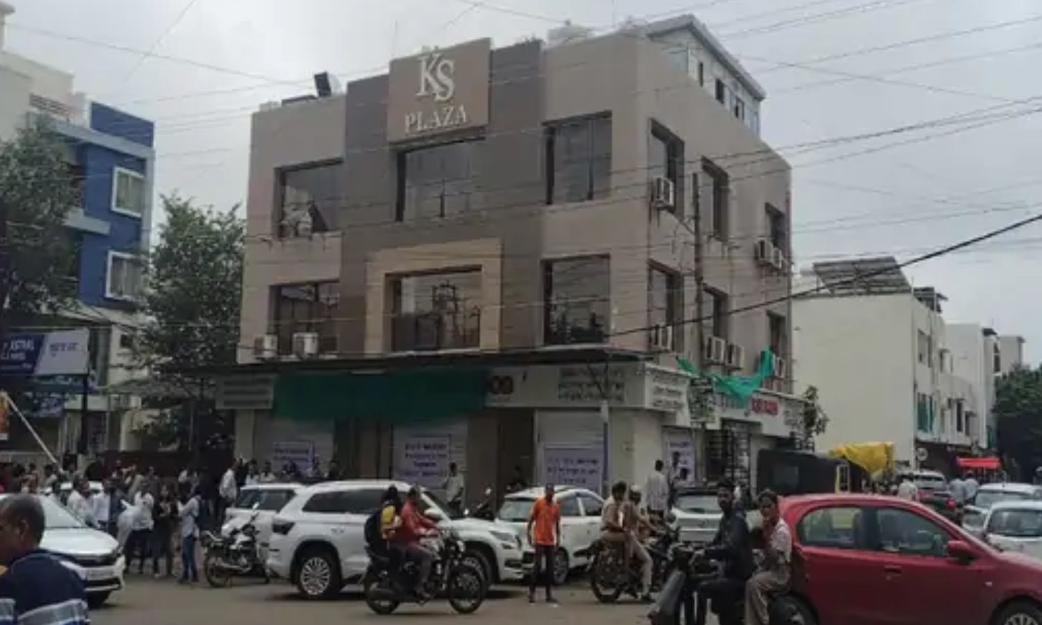 Update : भोपाल में अवैध कमर्शियल गतिविधियों पर कार्रवाई 3 हफ्ते टली, SC ने निगम के सर्वे बताया नाकाफी 