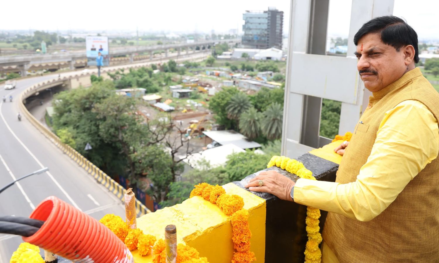 Indore Double Layer Flyover: इंदौर में इंफ्रास्ट्रक्चर को मिली नई उड़ान, CM ने किया डबल लेयर फ्लाईओवर का लोकार्पण