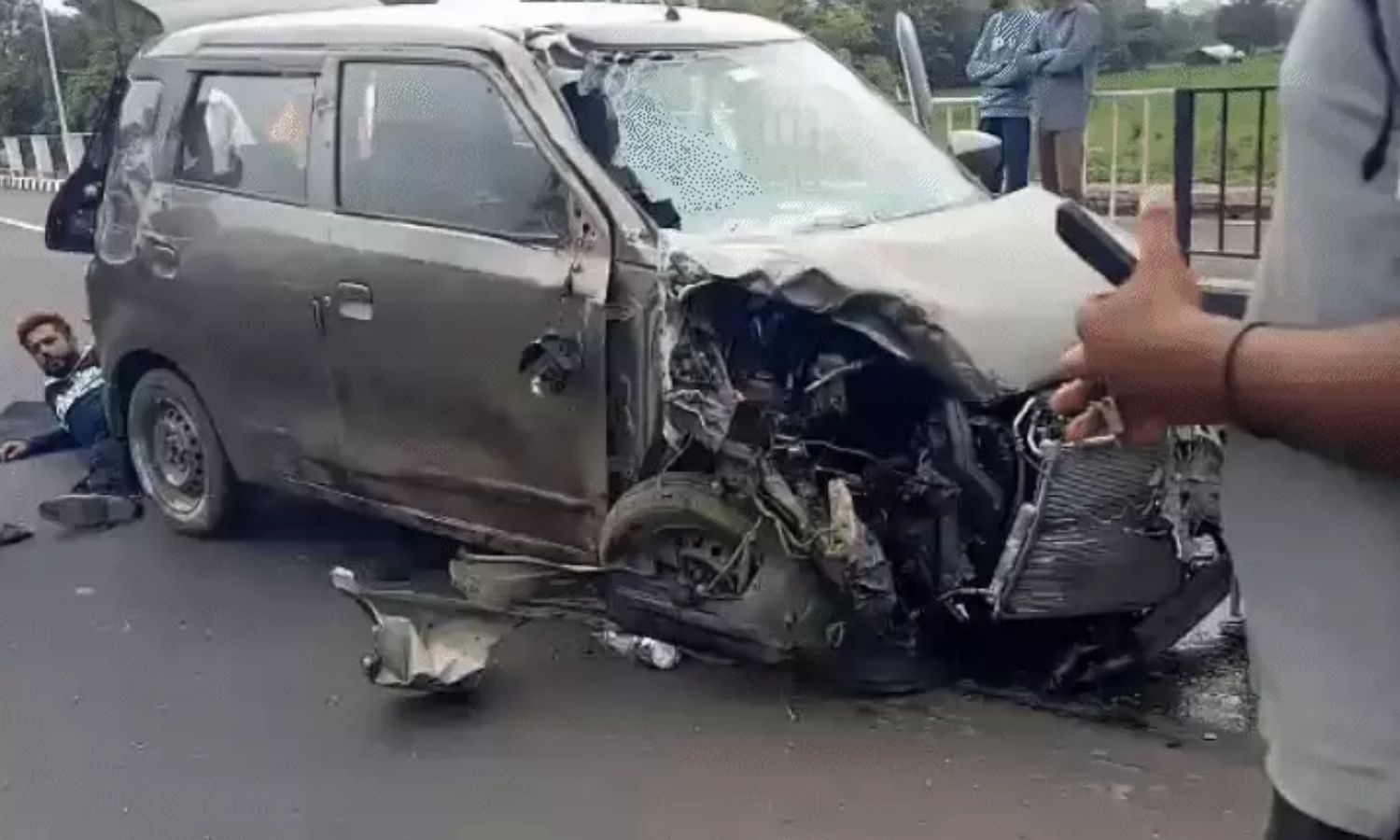 Jabalpur Accident : जबलपुर-मंडला सड़क पर दर्दनाक एक्सीडेंट! ट्रक ने कार-बाइक सवारों को कुचला, 2 की मौत