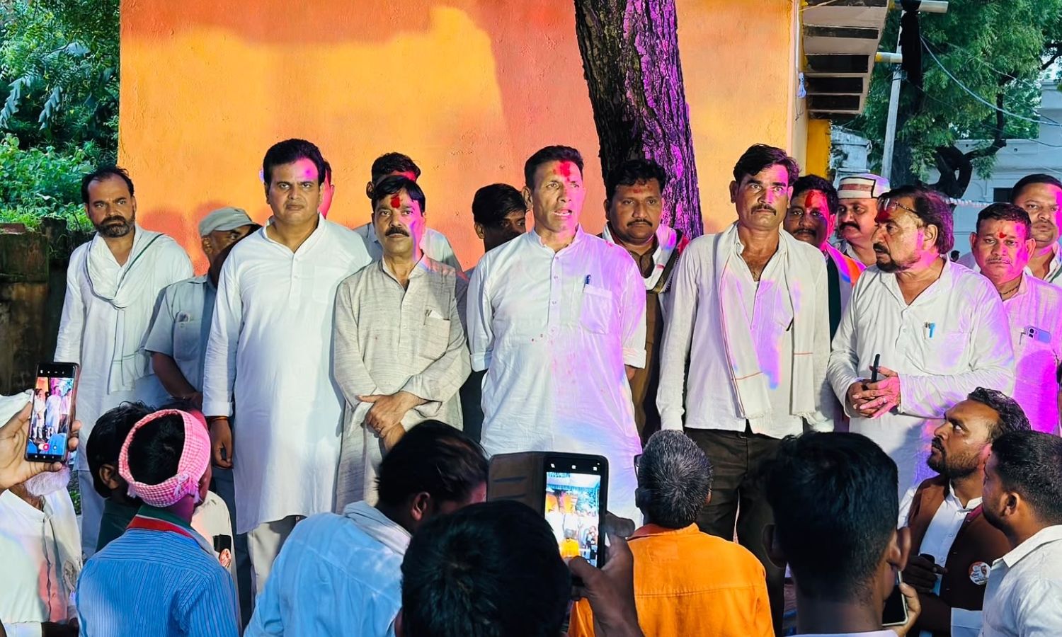 Datiya by election: उपचुनाव प्रचार में जीतू पटवारी की चेतावनी- 'एसपी हो या कोई, हरकत की तो हिसाब बराबर करूंगा'