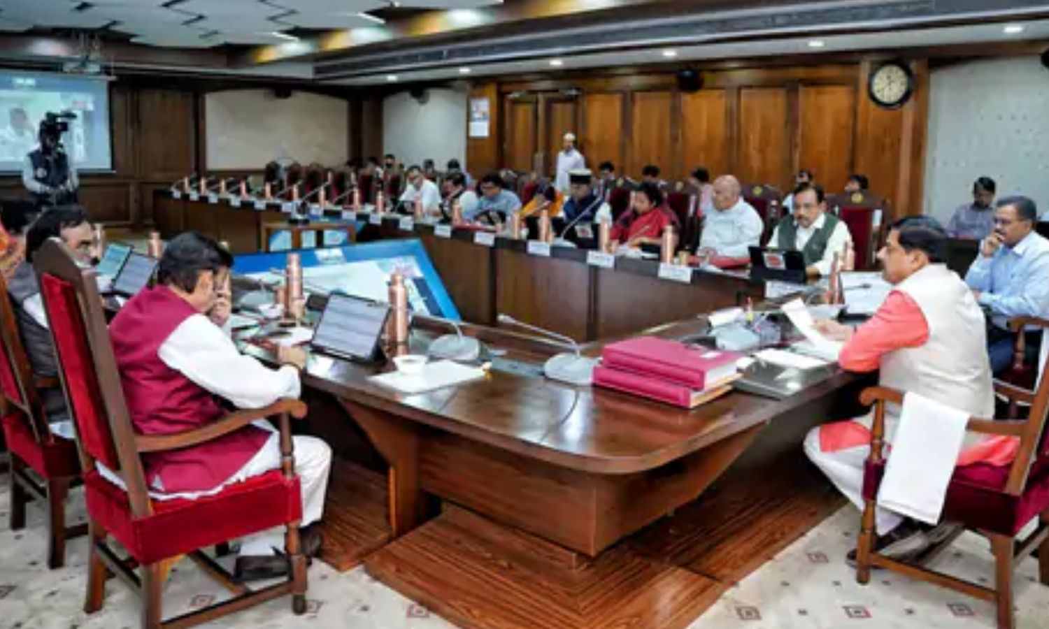 MP Cabinet Decision : मप्र में 7 अगस्त से शुरू होगा 'मुख्यमंत्री जन विश्वास अभियान', हर शुक्रवार जनता के बीच पहुंचेगी सरकार